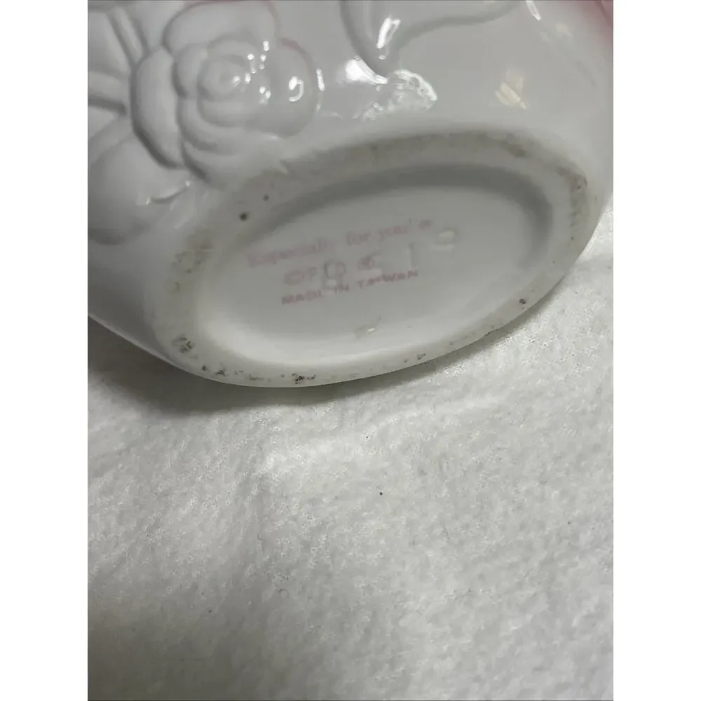Vintage FTD Mother & Child Hands White and Pink Ceramic Planter Vase 1993~ 5.25